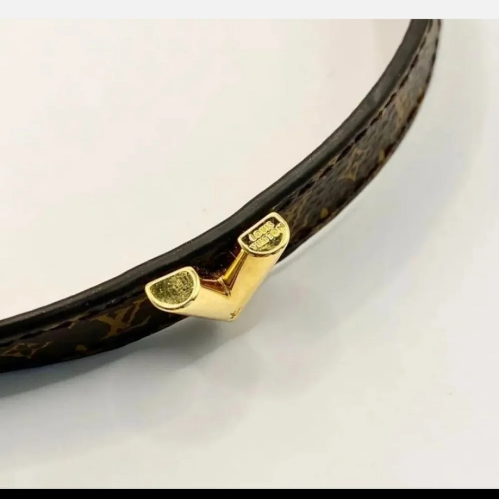 Sunning NWOT Luxury Louis Vuitton ✨️ Statement Bracelet 👌 - Picture 3 of 9